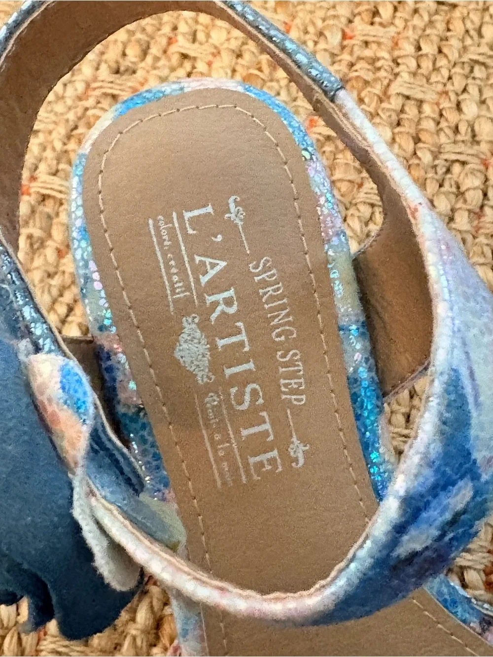 L’Artiste Iridescent Floral Appliqué Block Embellished Heels Blue-Pink Size 35